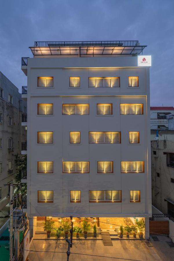 Skyla Studios & Suites - Hitech City Hyderabad Eksteriør bilde